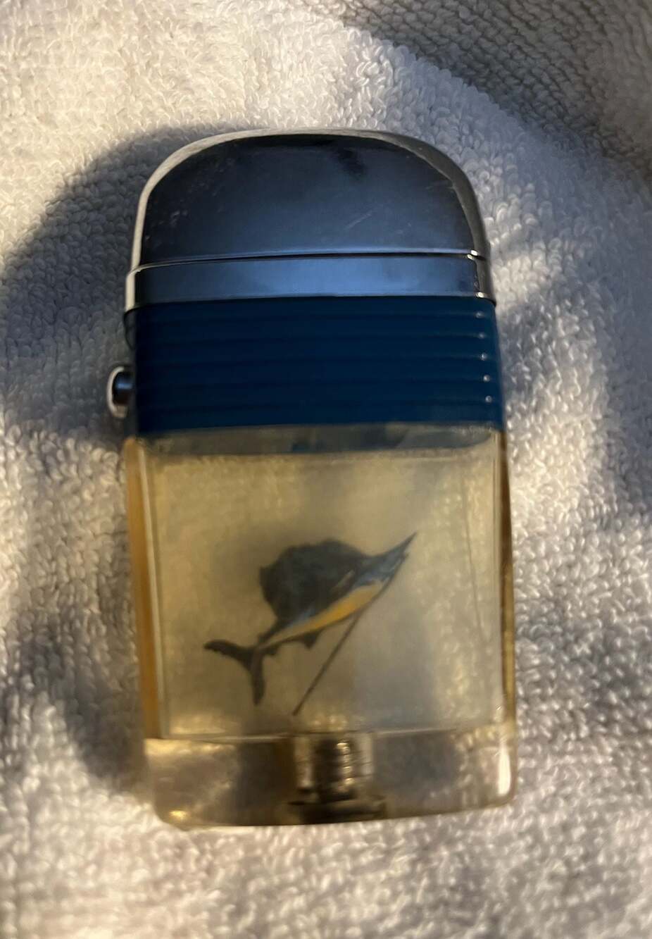 Vintage Scripto VU-Lighter with Marlin Fish Insert and Blue Band